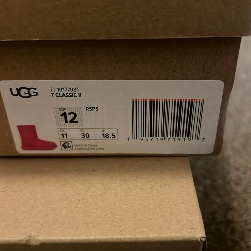Girls size 12 pink Uggs